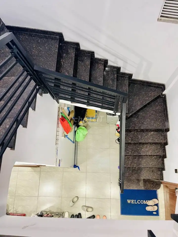 Дом на Бак Данг - Дин Бо Линь, 83 м², 9 апартаментов