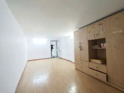 Дом на Дой Кан, Бадинь, 35м2х4эт, 3 комнаты
