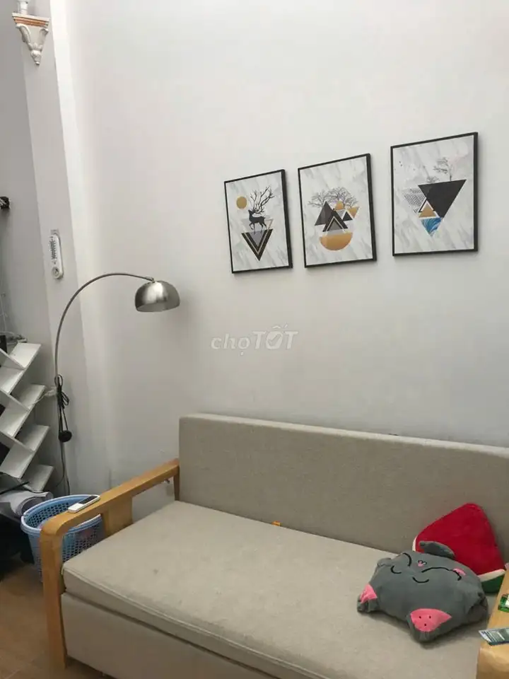 Сдается дом целиком, переулок 21 Тхань Ам, район Вьет Хынг, Ханой
