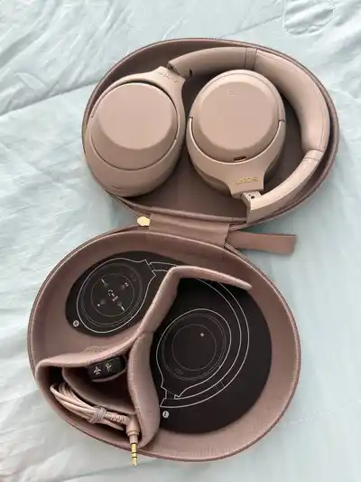 Наушники Sony WH-1000XM4 Silver