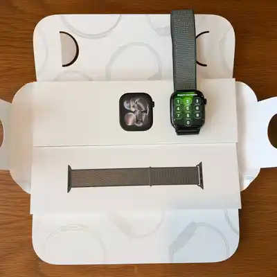 Apple Watch S11 46mm и Apple Watch S10 46mm