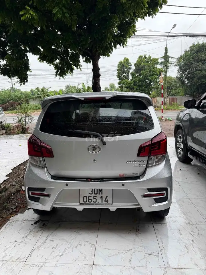Toyota Wigo 2023 МКПП Серебристый 110000 км