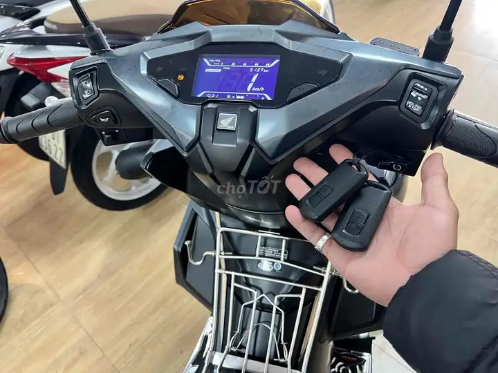 Honda Air Blade 150 ABS, 90% новый, 5000 км