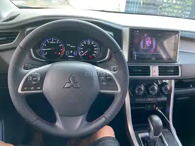 Mitsubishi Xpander, 7 мест, автомат, черный