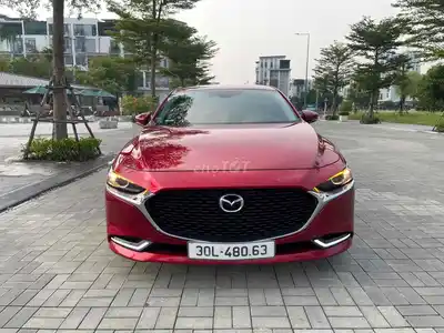 Mazda 3 2024 1.5 Luxury Красный