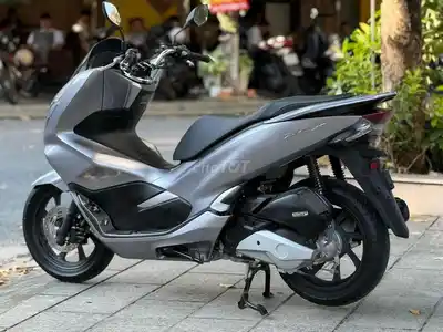 PCX 2019 серый, 12000 км, в отличном состоянии, с оформлением и новыми номерами