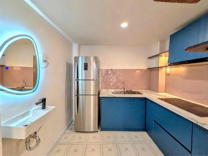 Дом 4 этажа, 100 м², Фу Нюань, оживленный район