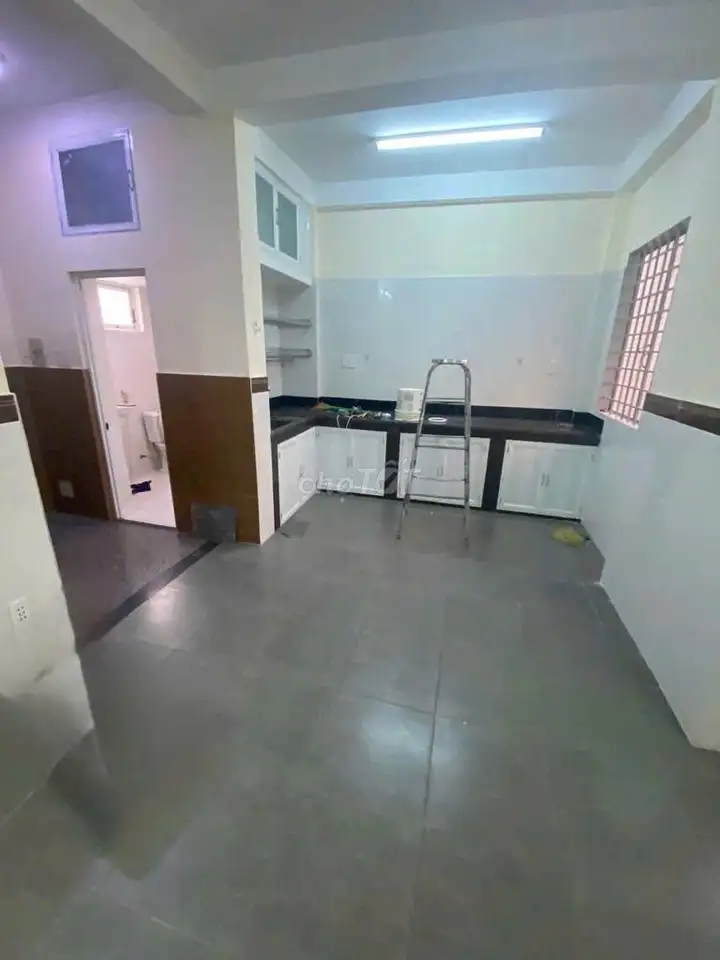 Дом в Говап, 3 спальни, 3 санузла, терраса, автоподъезд, Фам Ван Тьеу