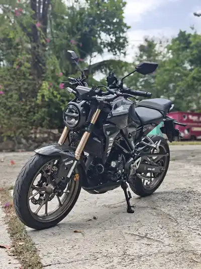 Honda CB300R
