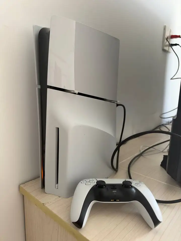 PS5 Slim с дисководом