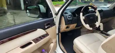 Ford Everest 2013 автомат, белый, дизель