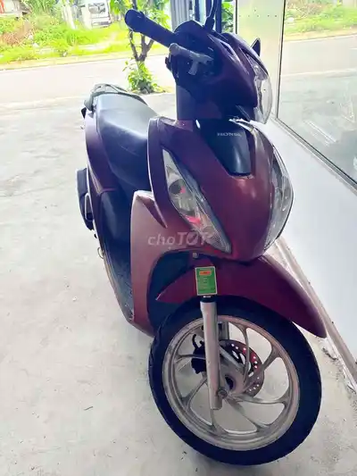 HONDA VISION КРАСНЫЙ