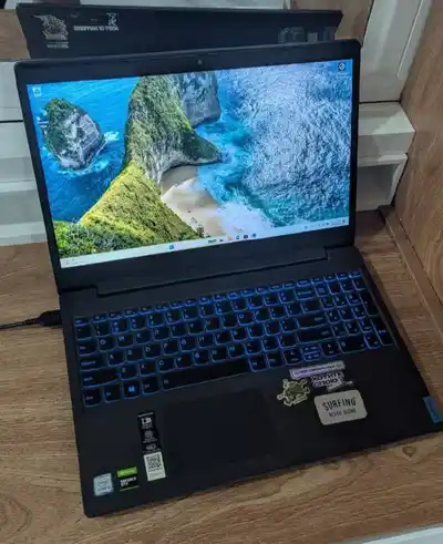 Lenovo i5 GTX 1650 16GB SSD 512GB