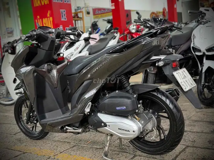 Honda Vario 150 2019 серый Lambor от собственника