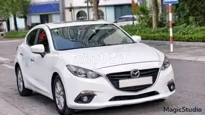Mazda 3 1.5 AT 2015 белый автомат 120 тыс. км