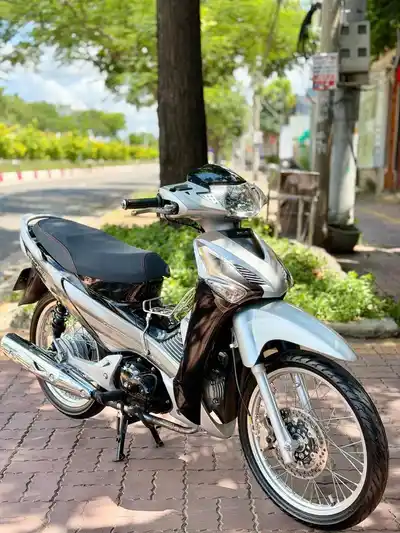 Honda Future Neo автомат серебристый
