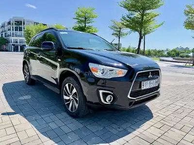 Mitsubishi Outlander Sport 2.0L 2015 5.6 тыс. км, как новый