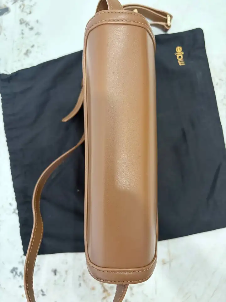 Сумка Maje из натуральной кожи