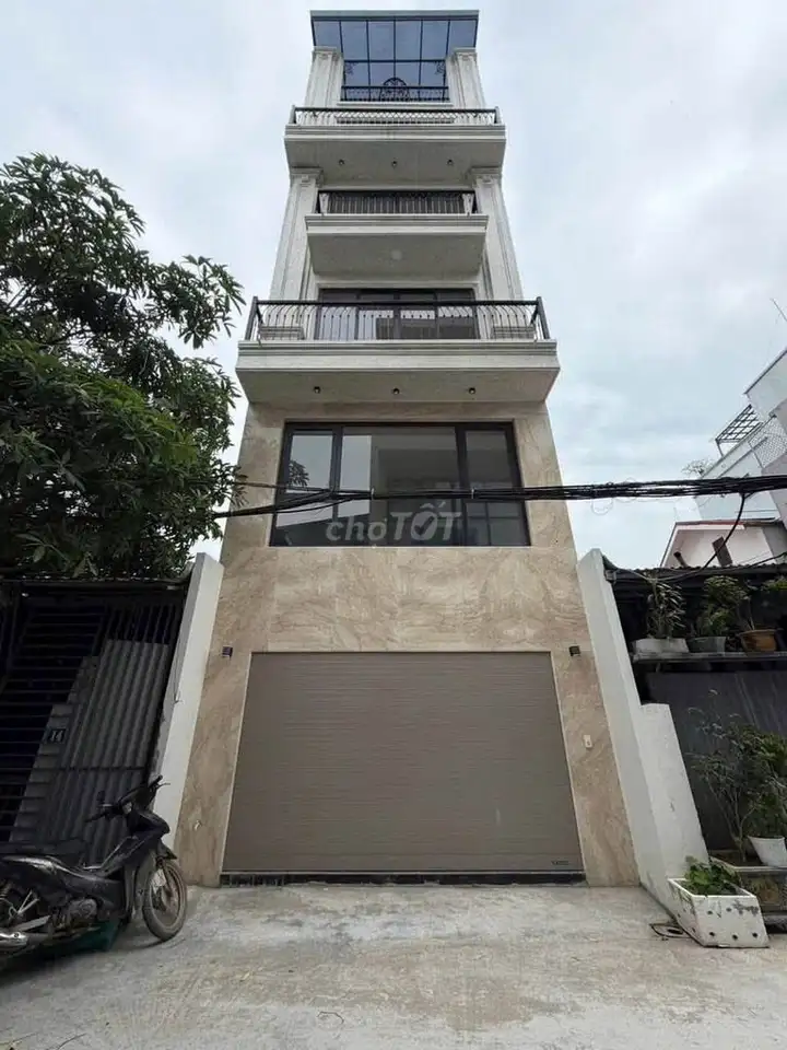 Bán nhà mặt đường Lâm Hạ, Long Biên, 7 tầng, thang máy, full nội thất