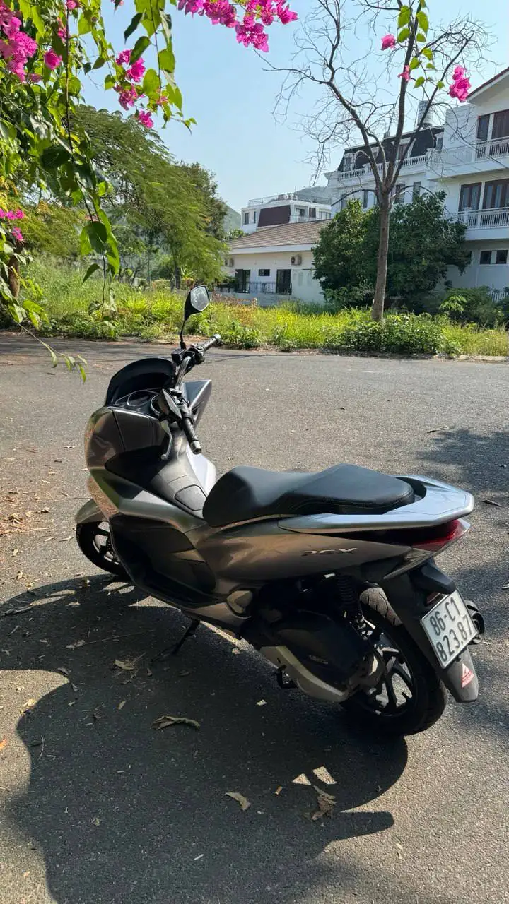 Honda PCX 2018 третье поколение