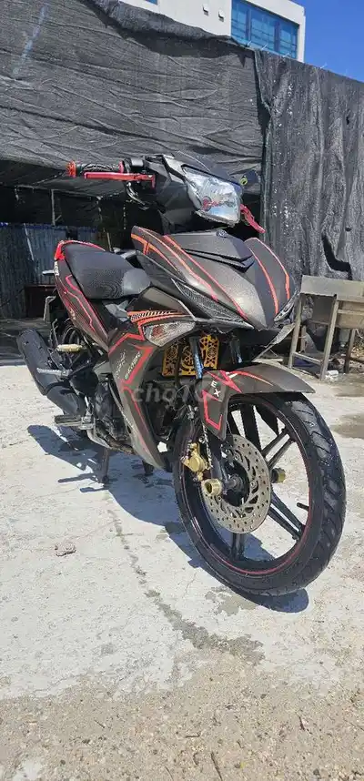 Yamaha Exciter 150 2018 черно-красный