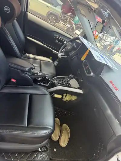 Toyota Raize белый в Дананге