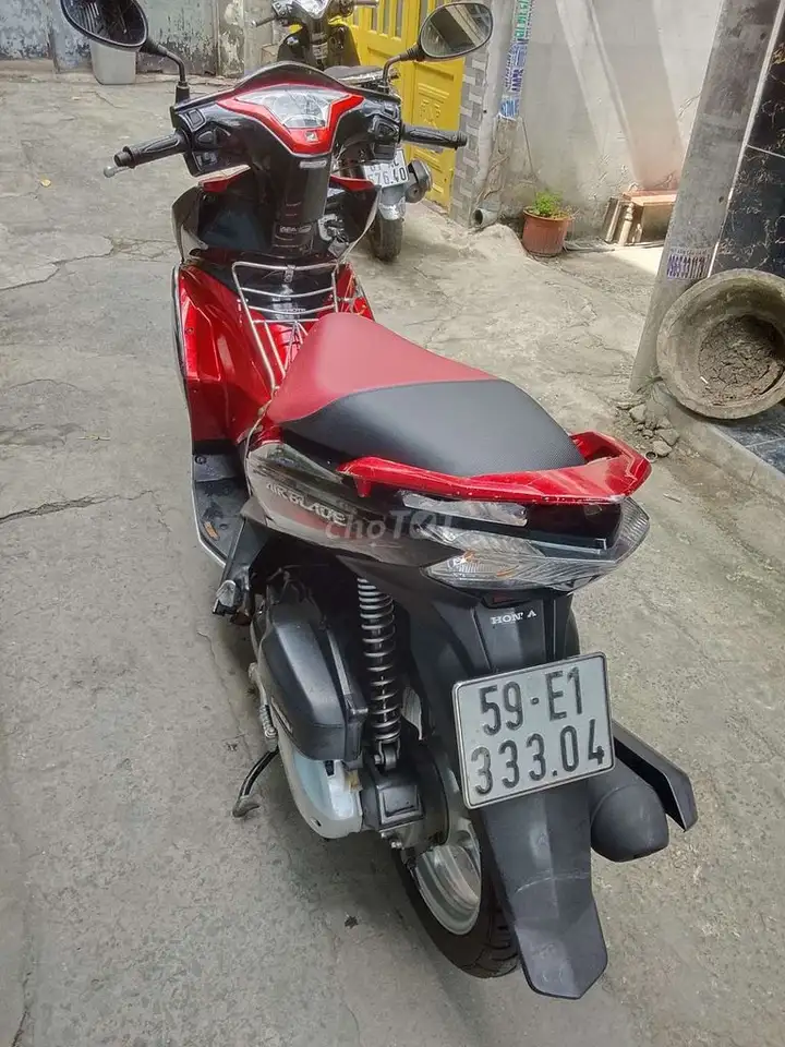 Honda Air Blade 125 2013 красный