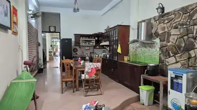 Аренда очень просторного 3-этажного дома 200м2 на фасадной улице Quang Trung