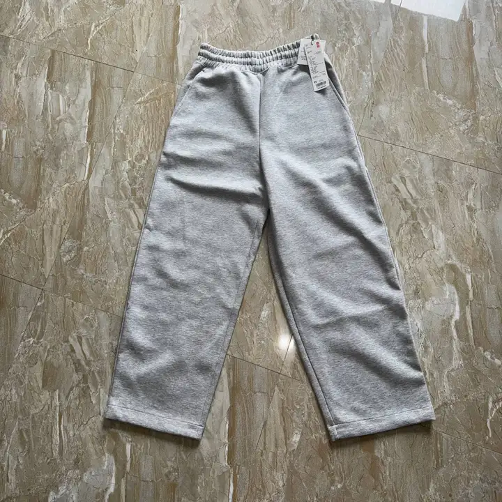 Вещи UNIQLO (футболка хенли, шорты карго, спортивные штаны)