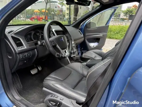 Volvo XC60 2016 Синий SUV