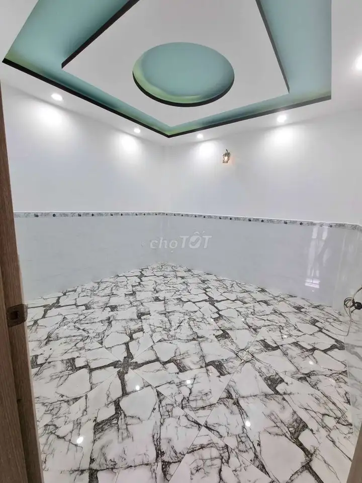 Фыонг Тан Хынг, 3 этажа, аллея ба гак, 44м², 3 спальни, от 5 млрд