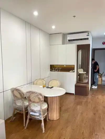 Апартаменты с 2 спальнями в MIA Center Point, высокий этаж, с мебелью
