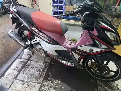 Скутер Yamaha Novou LX черный, розовый