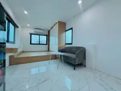 Полностью меблированный гостиничный номер в Da La Thanh Mini, Донг Да