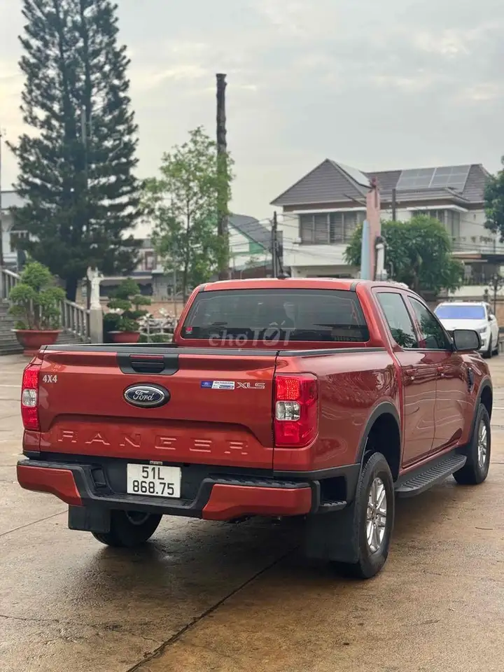 Ford Ranger XLS 2025 автомат полный привод