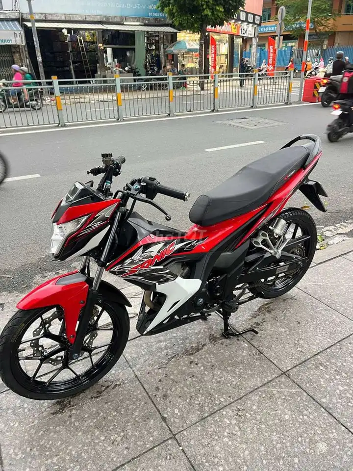 Honda Sonic 150 2020 красно-черный б/у