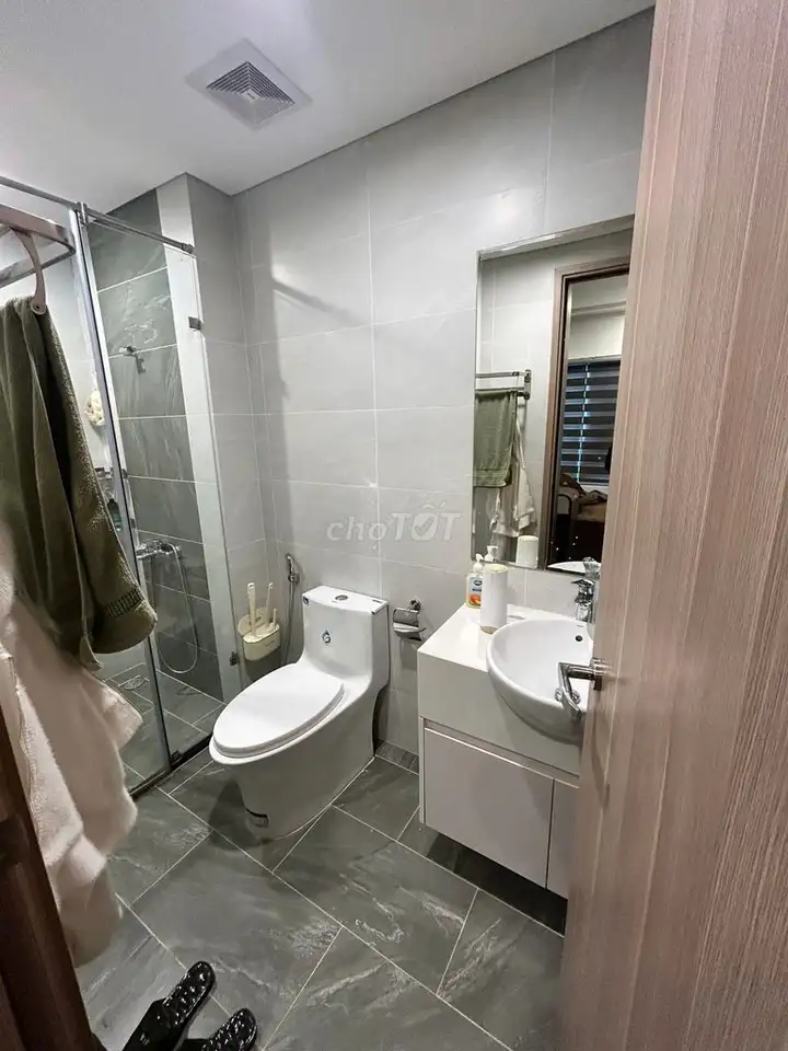 Срочно продам 2-комн. 64 м², Vinhomes Smart, с мебелью