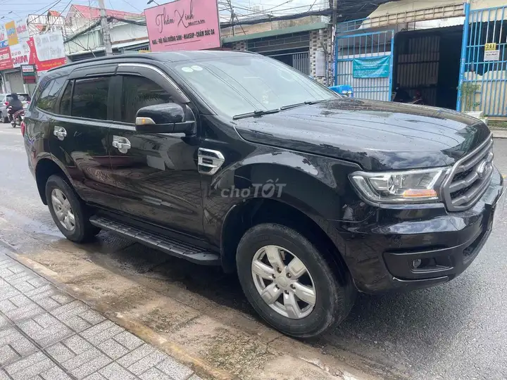 Chevrolet Colorado, красный