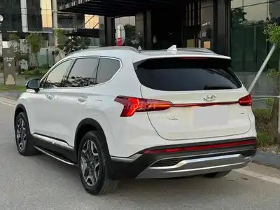 Hyundai SantaFe 2023 2.5 Premium Full белый