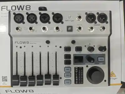 Behringer Flow 8