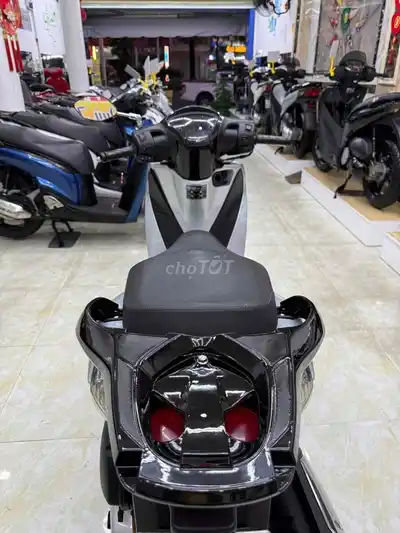 Honda SH 150cc 2016 Серебристый