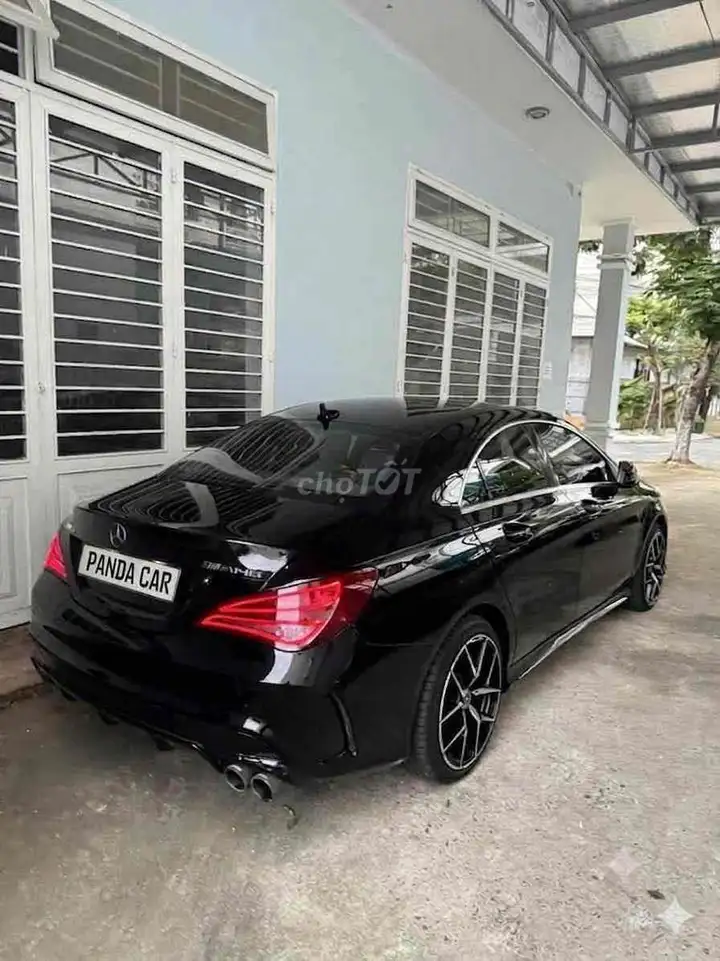 Mercedes-Benz CLA200 в полном обвесе CLA45