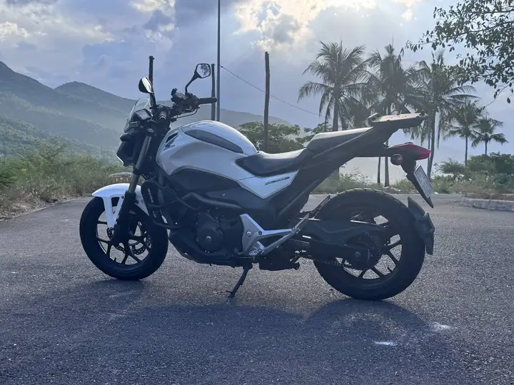Honda NC700S DCT 2015