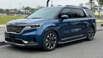 KIA CARNIVAL 2021 SIGNATURE СИНИЙ 100 ТЫС. КМ