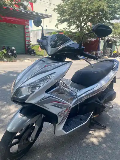 Honda Air Blade, серебристый