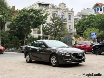 Mazda 3 1.5 AT 2018