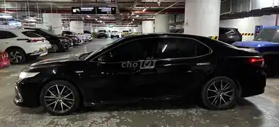 Автомобиль Toyota Camry 2.5 HEV Hybrid 2022 Черный