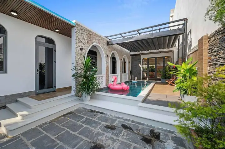Вилла 1 этажа: 4 спальни 4wc