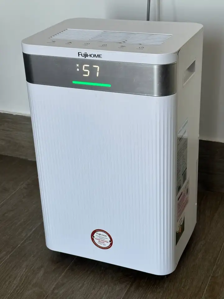 Aer Go Pack 2, осушитель FujiHome DH20W, датчик IKEA, крепление для телефона, лапы Decathlon