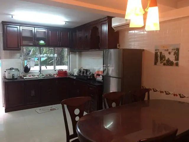 Красивый дом, прохладный, рядом с морем, с мебелью